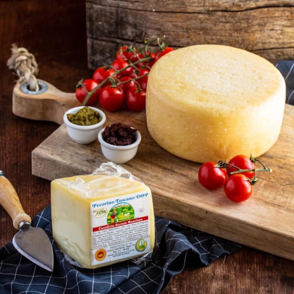 بيكورينو توسكانو طازج (PDO)